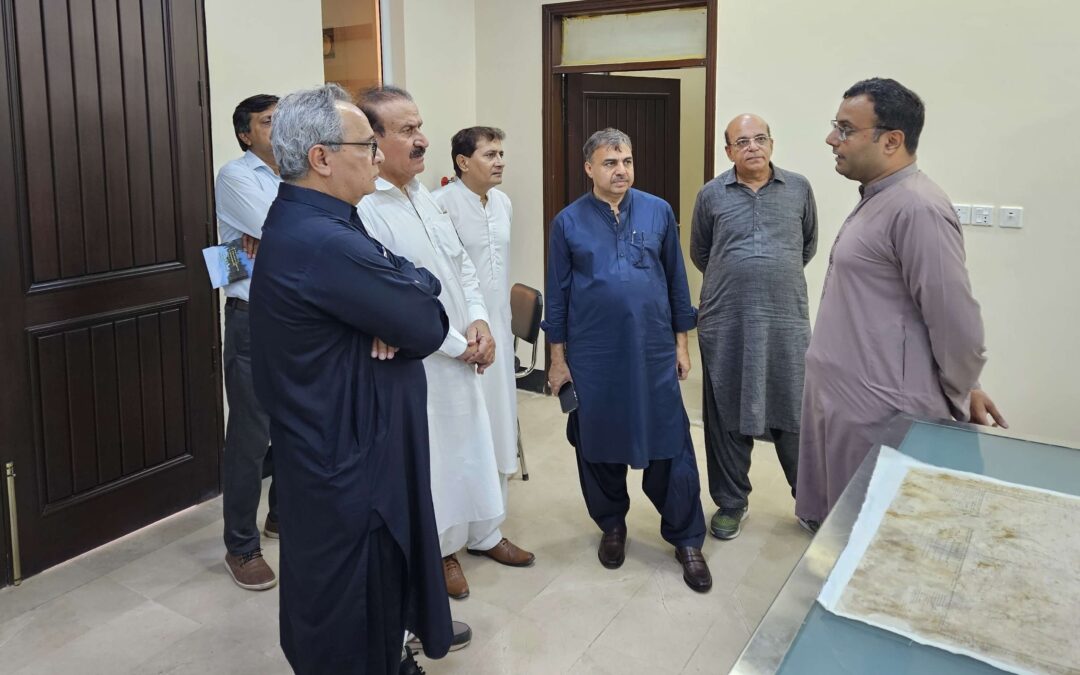 Exploration and Excavation Branch’s Archaeological Research and Conservation Laboratory Welcomes Renowned Social Activist & writer Mr. Shabir Shar